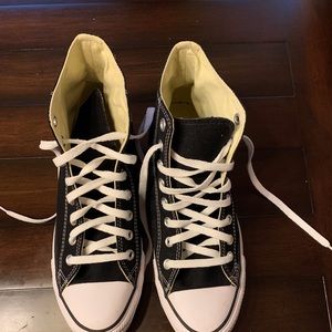 Converse CTAS Black High Top Shoes Size 10